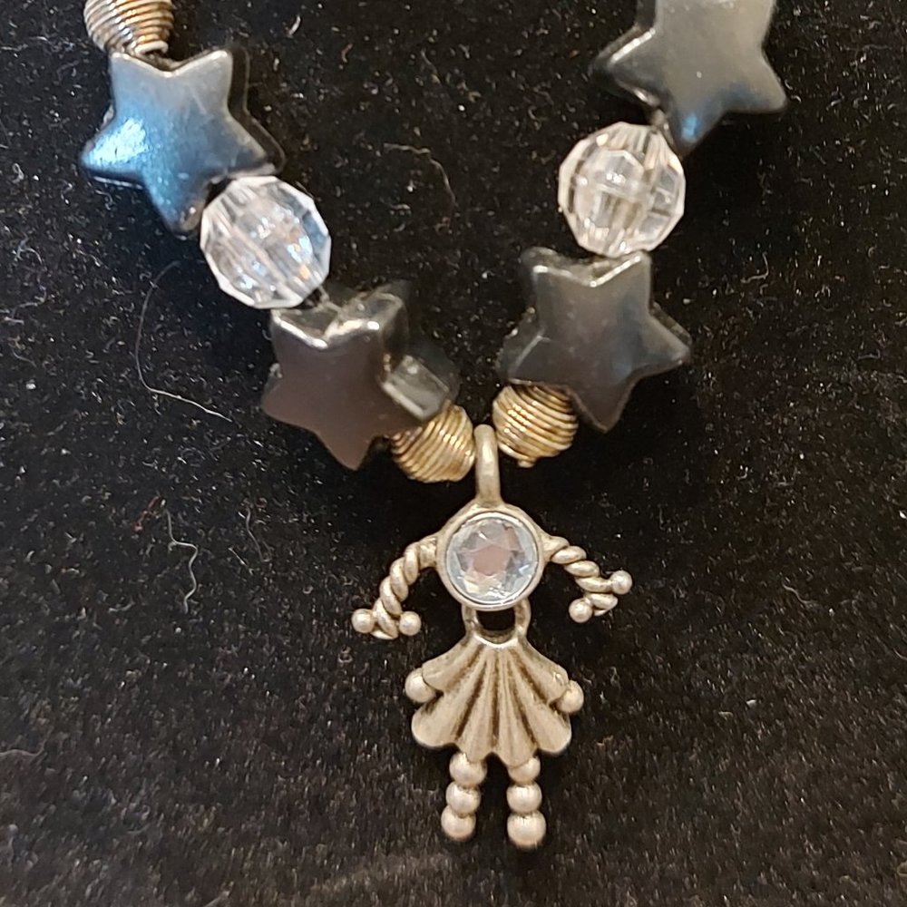 💍 3/$10 💍 Vintage Children's Handmade Necklace - Picture 4 of 5